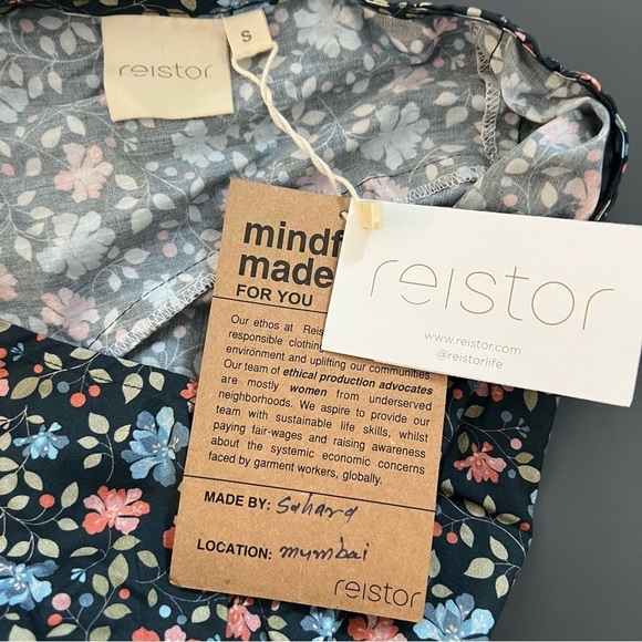 REISTOR Floral Flowy Deep V Short Dress Knee Length Size Small Organic NWT - Picture 9 of 12